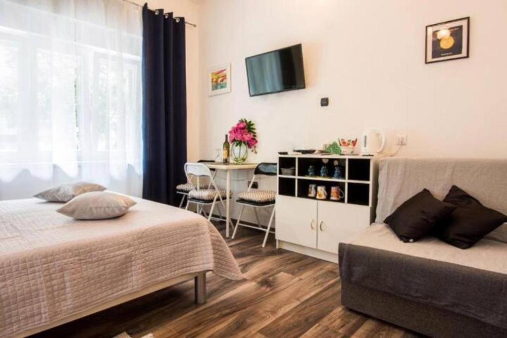 Nicky&Lucky Rooms สปลิท ภายนอก รูปภาพ